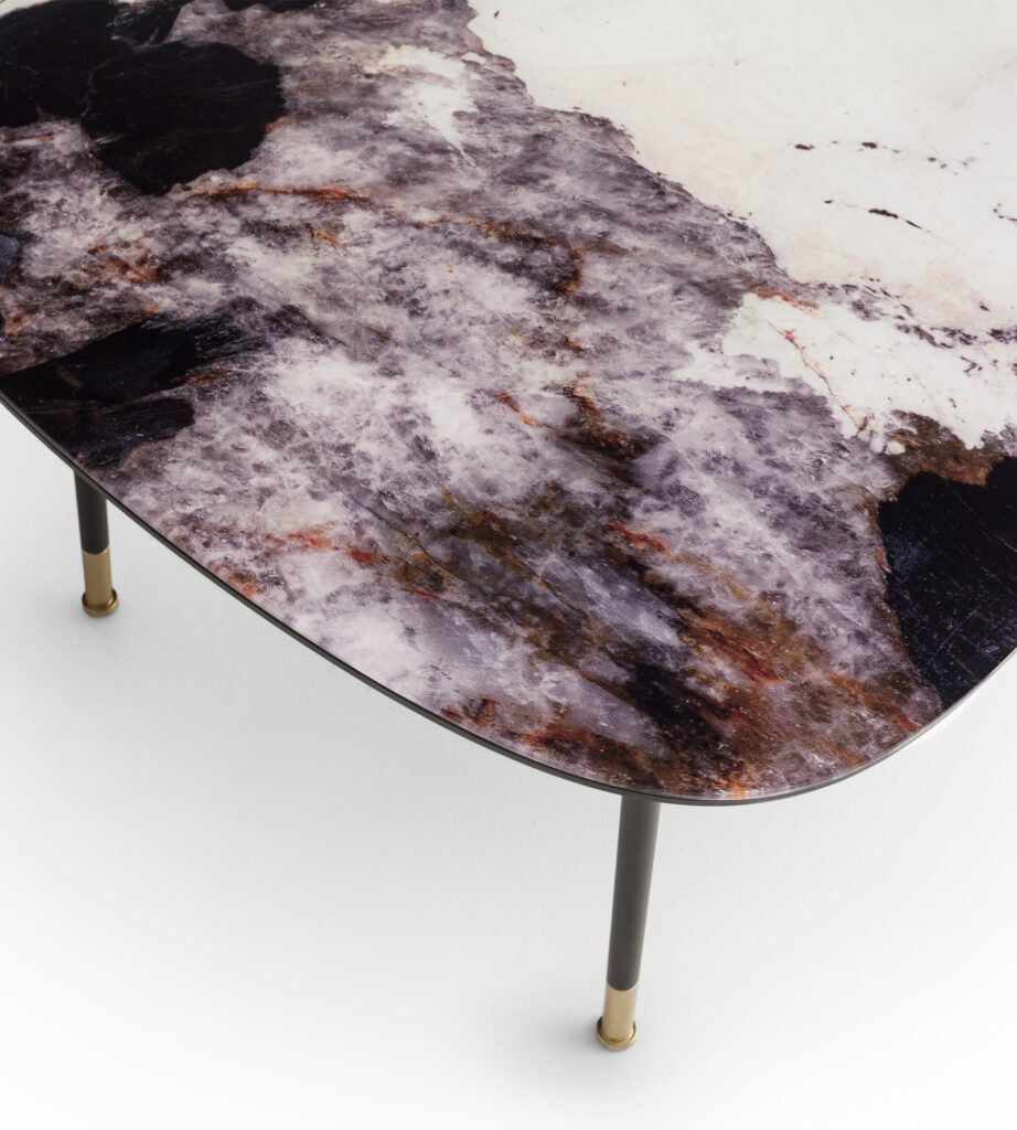 Chic and versatile: The Pebble coffee tables are perfect for any contemporary setting.