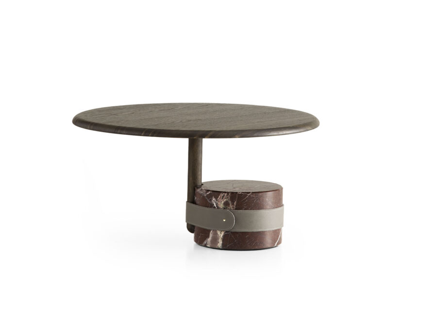 Discover the elegance of Champignon: a coffee table that combines nature-inspired materials with exquisite craftsmanship.