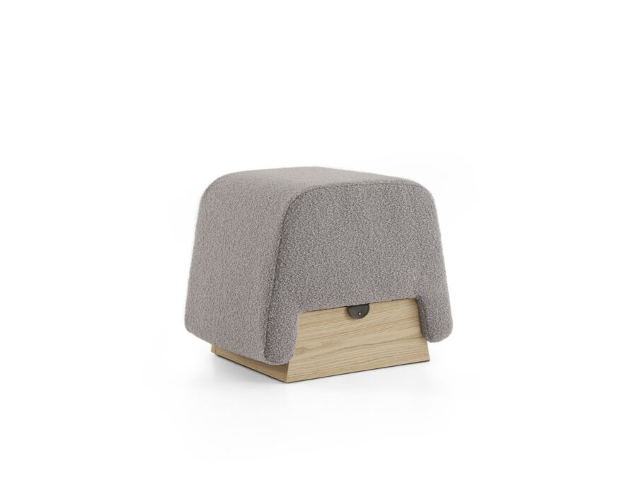 Discover the versatility of Onigiri: a pouf that seamlessly blends style and functionality.