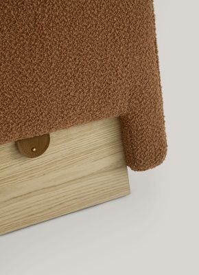 Onigiri pouf with genuine leather strap, featuring a practical storage compartment veneered in natural oak.